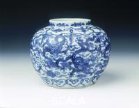 Chinese art Blue and white lobed jar with dragons, Wanli period, Ming dynasty, China, 1572-1620.